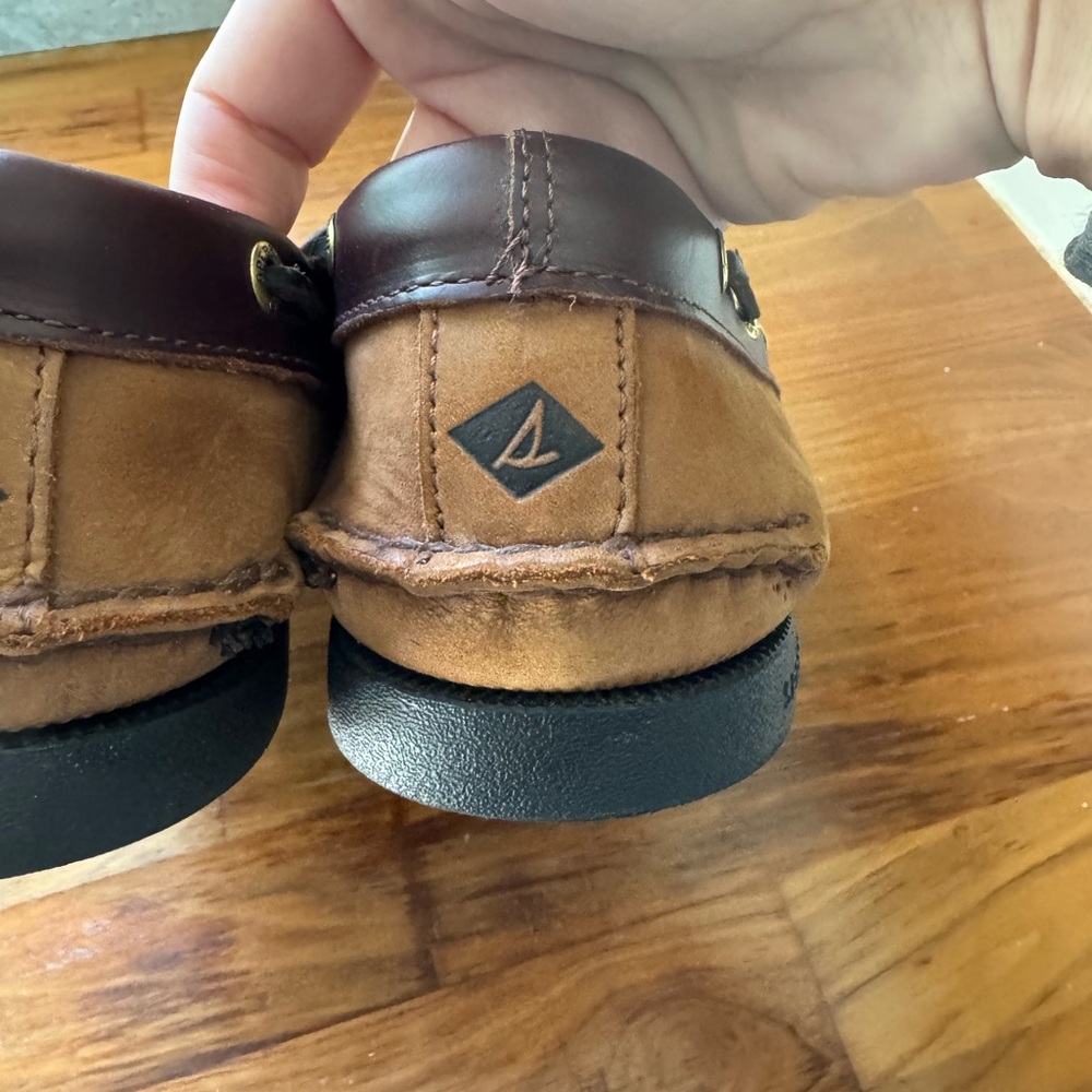 Men's Sperry Brown Leather Boat Shoes - Picture 2 of 6